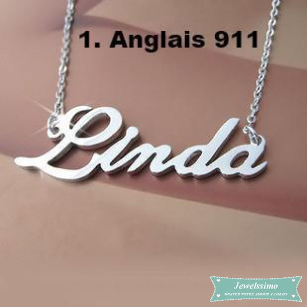 Collier prénom style Carrie en plaque or rose avec pierre de naissance Carrie