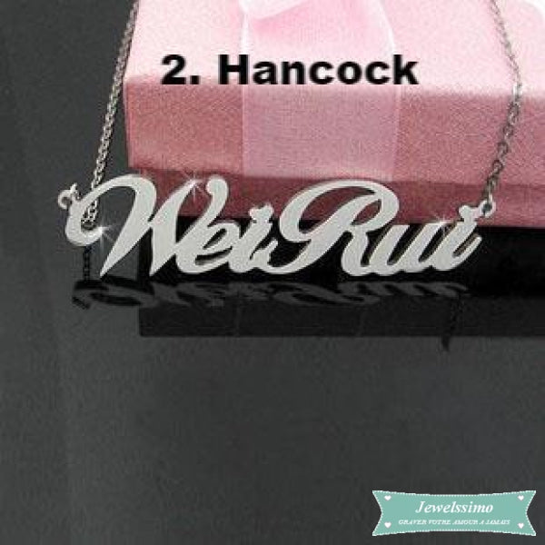 Collier prénom style Carrie en plaque or rose avec pierre de naissance Carrie